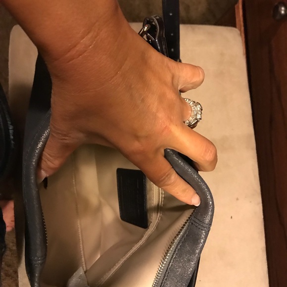 Coach over the shoulder bag - Picture 2 of 2